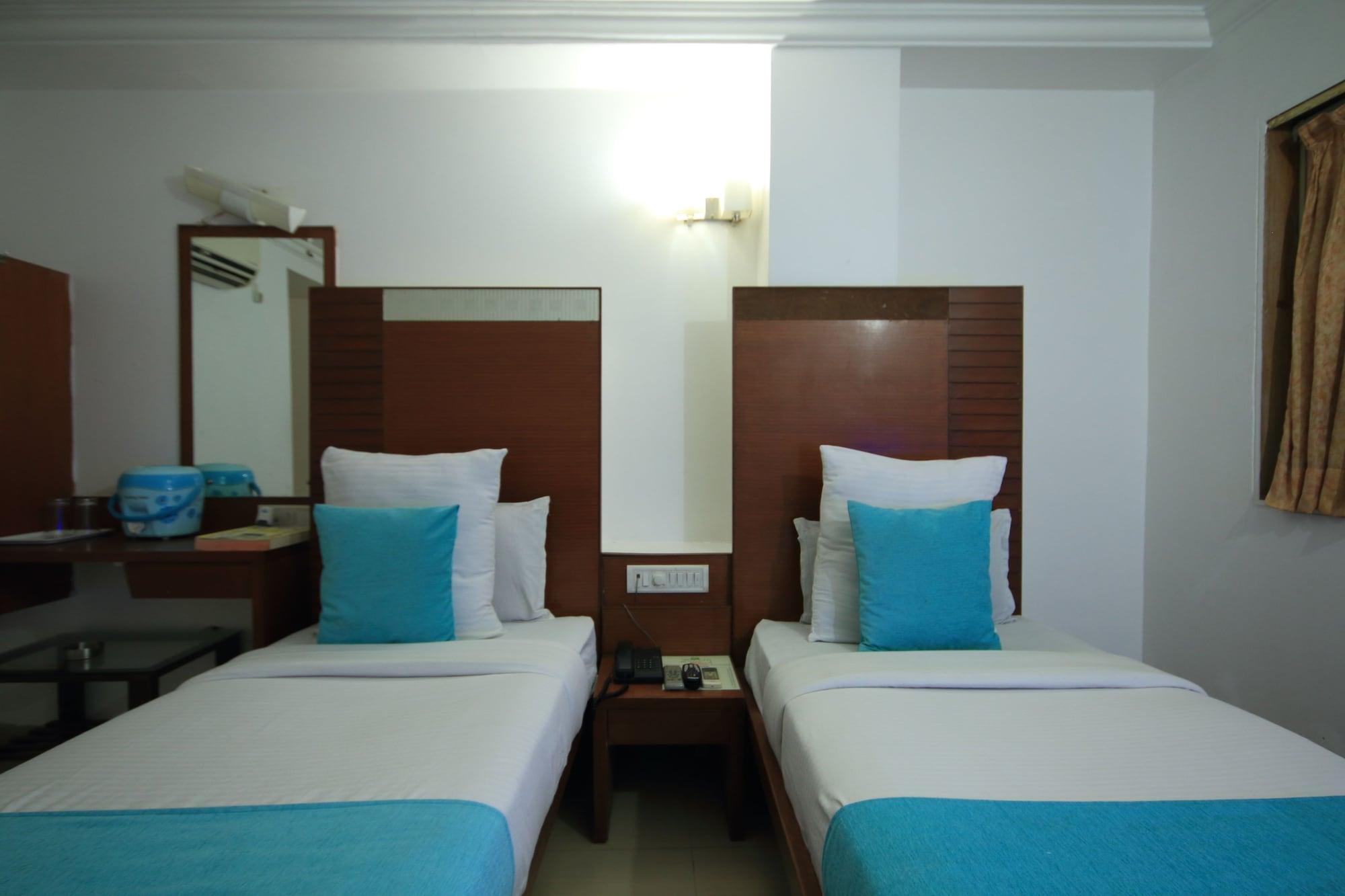 Fabhotel Kadamb Inn Ahmadábád Exteriér fotografie