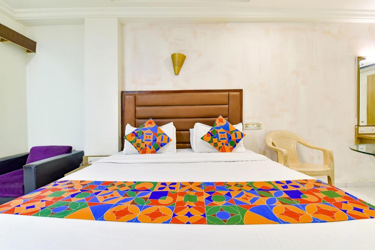 Fabhotel Kadamb Inn Ahmadábád Exteriér fotografie